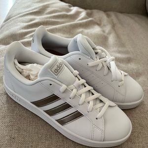 adidas Women's Grand Court Sneaker
